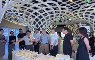 走进会员单位 —— 协会组织参观南微医学科技股份有限公司